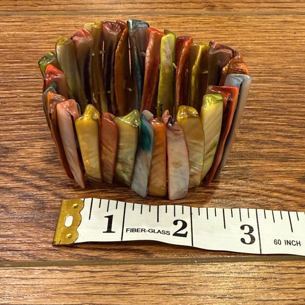 Colorful Abalone Shell Bracelet - Picture 6 of 6